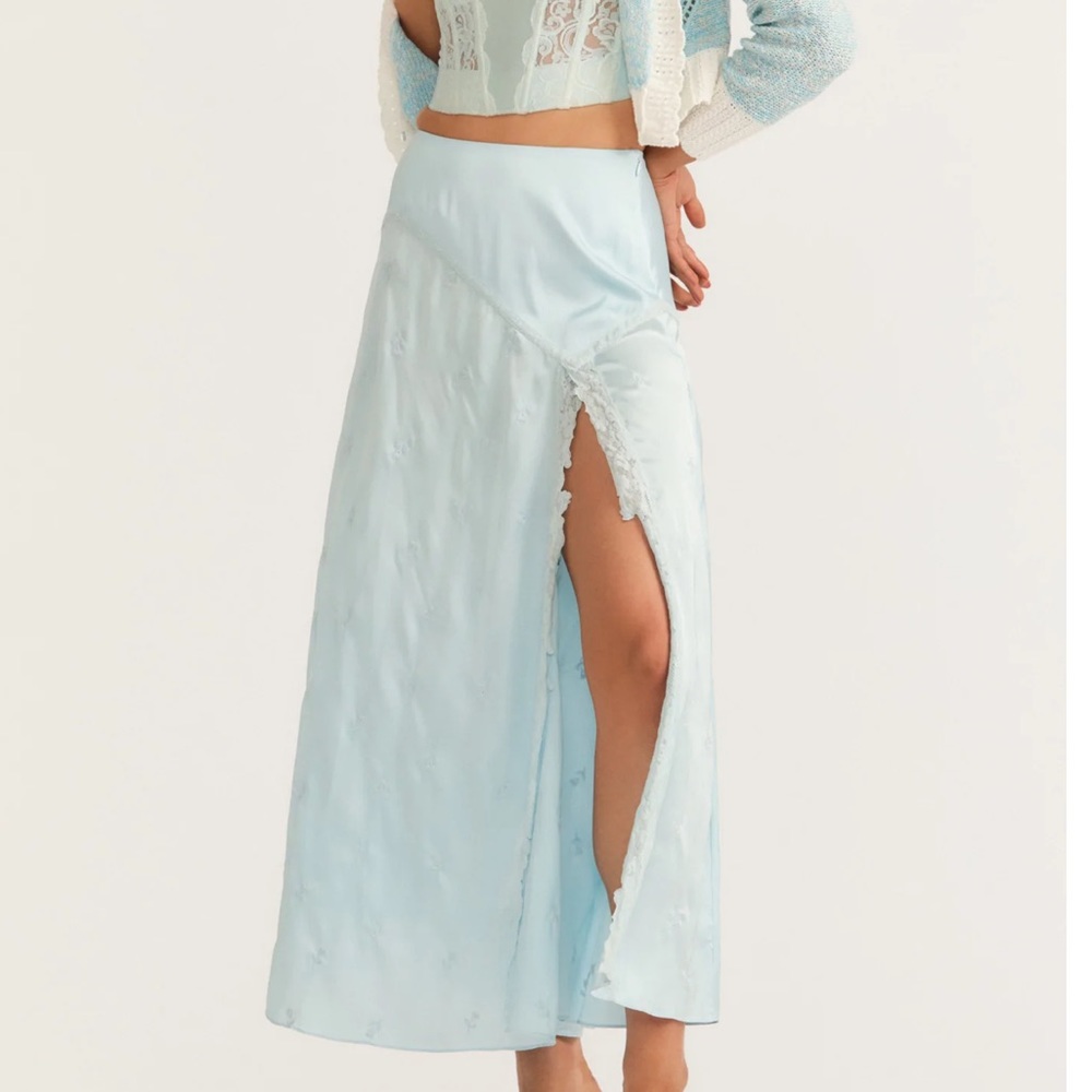 LSF NWT Gracia Maxi Skirt